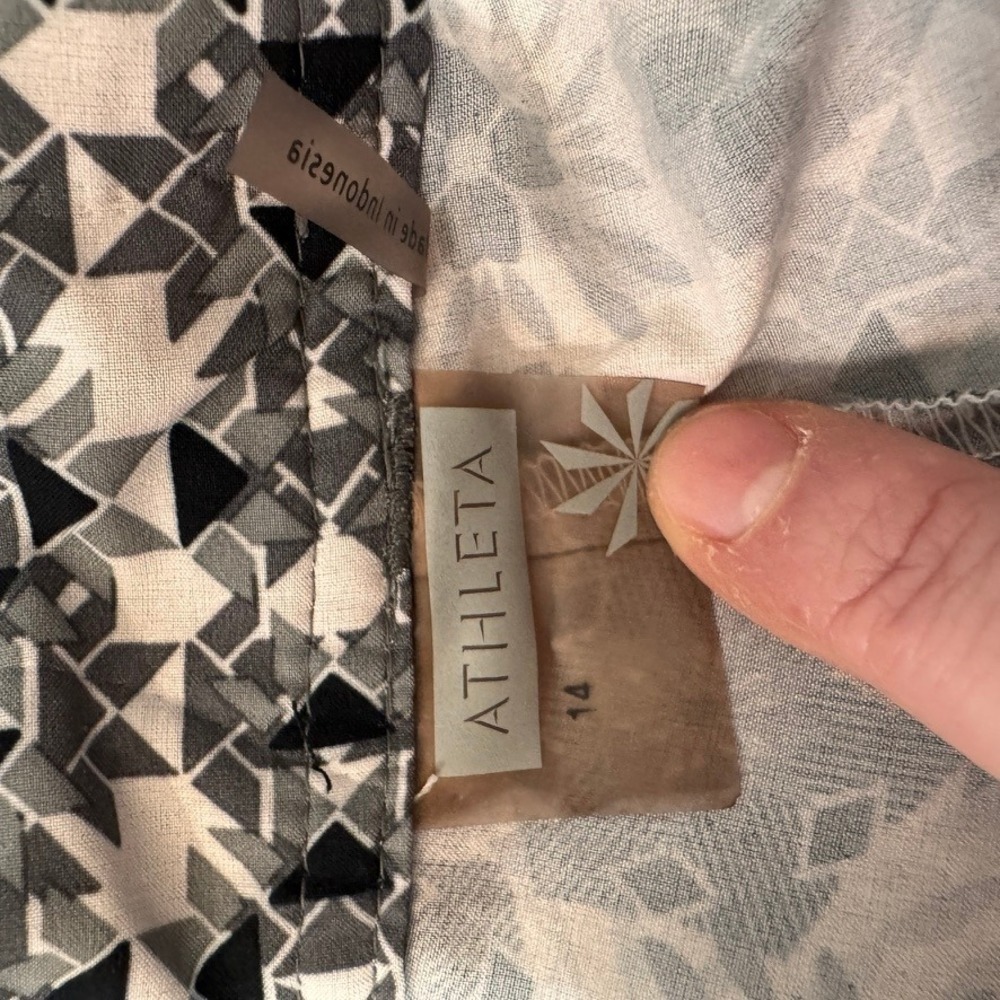 Athleta Black White Geometric Print Pleated Skirt Size 14 - Picture 6 of 8